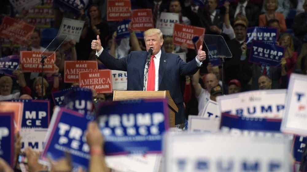 President Donald Trump Gives the Crowd a Double Thumbs Up | Trump Thanks Campaign Staff | Featured