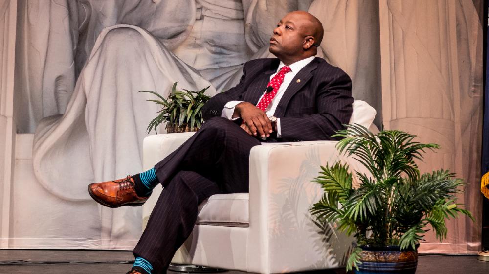 Sen. Tim Scott and Donald Trump held a Town Hall Meeting at the Koger Center | Texas Dem Leader Resigns After Calling Sen. Tim Scott ‘Oreo’ | Featured