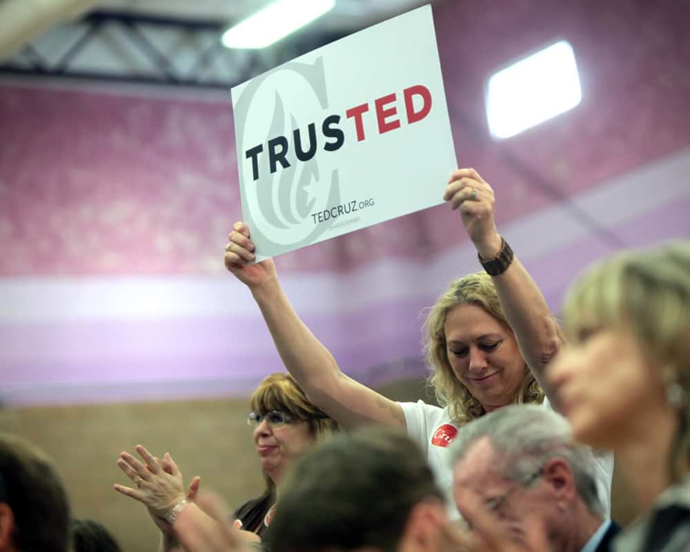 ted supporters in campaign rally | Tea Time With Ted Cruz | featured | senator ted
