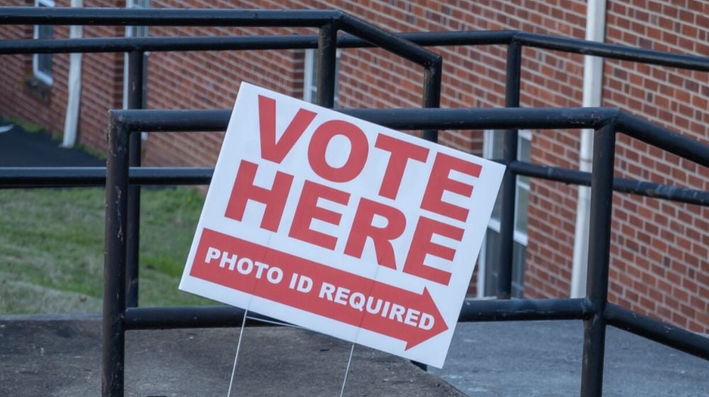 Vote Here Sign | Judge Extends Tennessee Voting Hours After Tornadoes | Featured