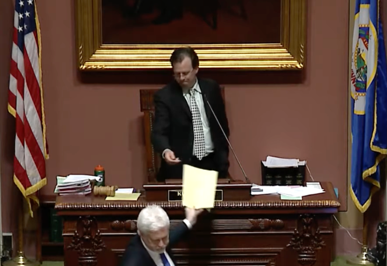 Congress Overwhelmingly Approves Revenge Porn Bill, Sends it to President Trump for Signature
