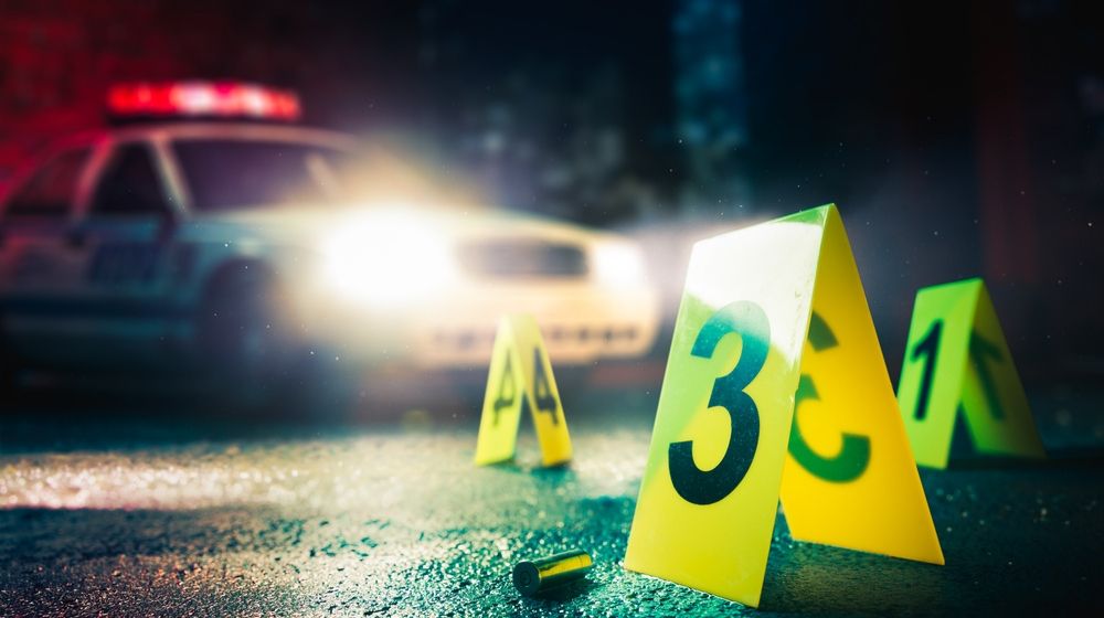 police in action at night | Miami Reports No Murders for 7 Weeks; First Time in 63 Years | Featured