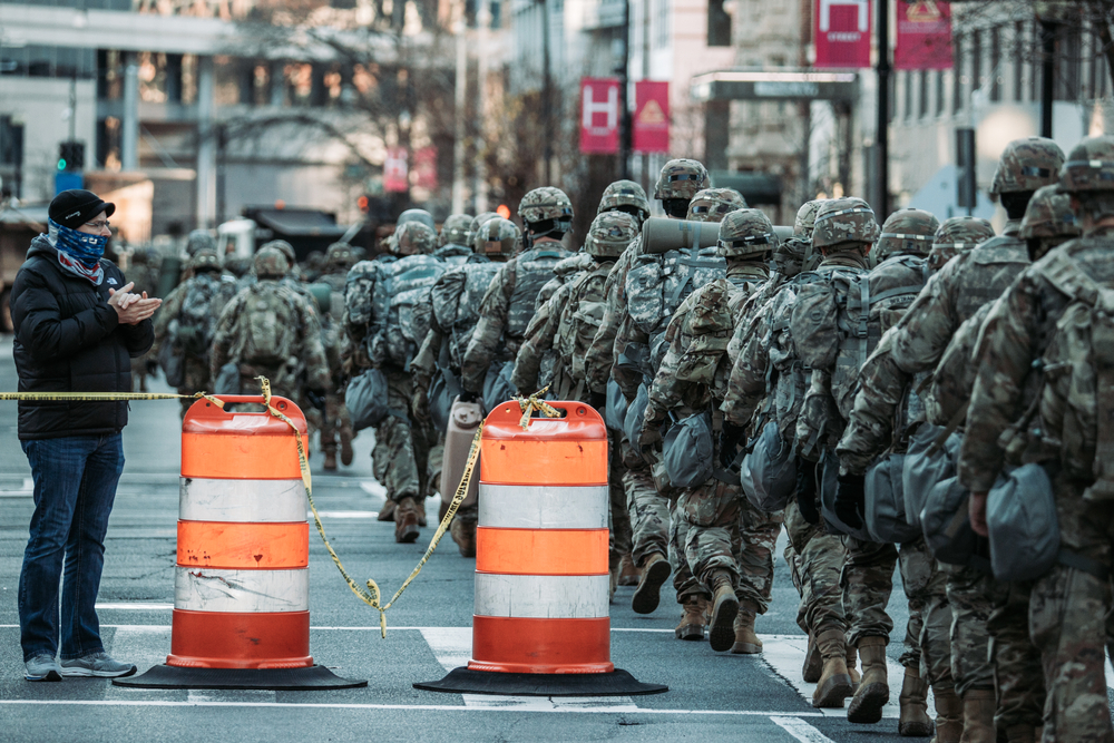 Trump Request for National Guard to Protect Americans from 'Smash-and-Grab' Robberies-ss-Featured